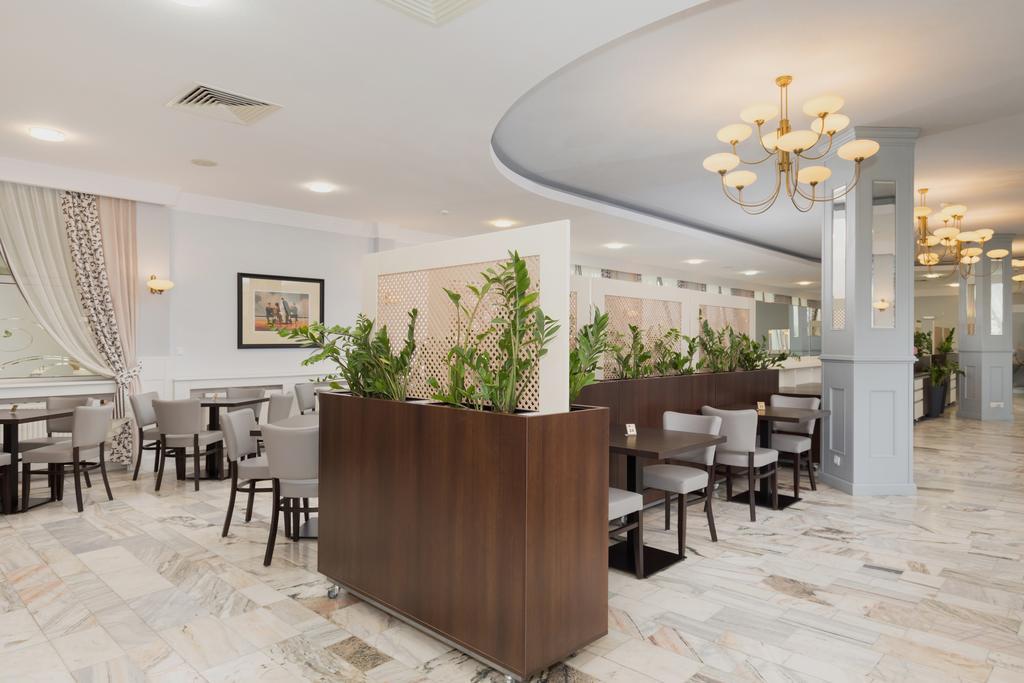 Jantar Medical Spa 드지우노웨크 외부 사진